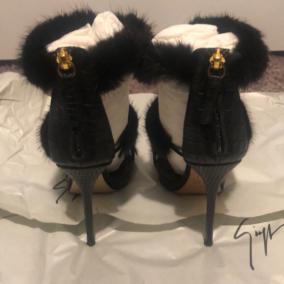 Giuseppe Zanotti Shoes!!! 😍 - Picture 2 of 11